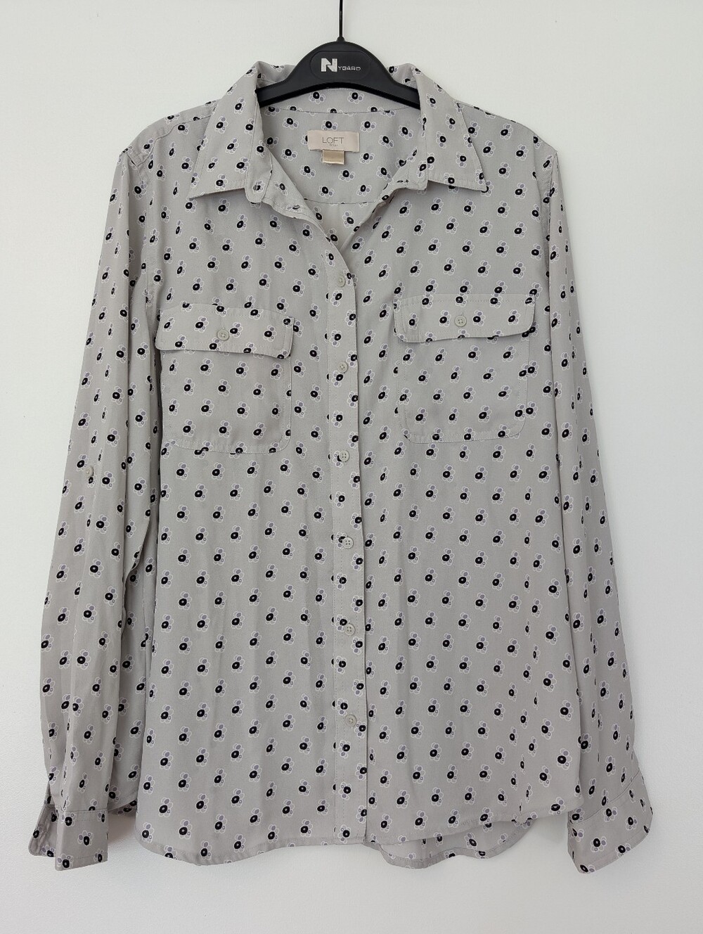 Loft Light Gray Printed Button-Down Shirt - Women - Picture 2 of 8